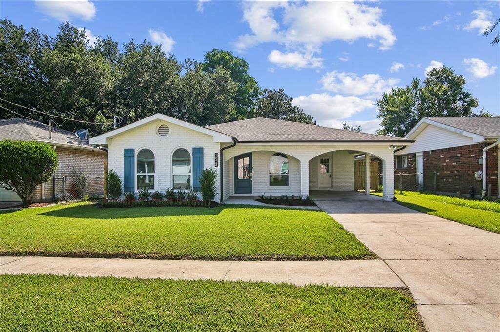 1813 Woodlawn Avenue - Photo 1