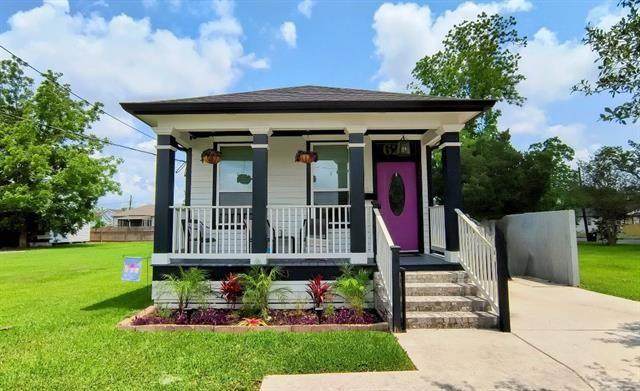 624 Thayer Street - Photo 1