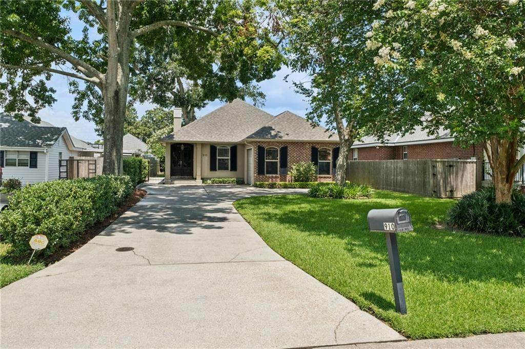 https://bt-photos.global.ssl.fastly.net/neworleans/orig_boomver_1_2565971-2.jpg