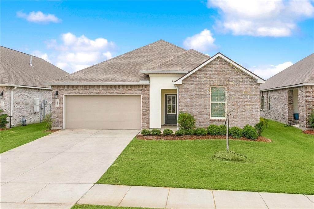 5117 Clarkston Grove Drive - Photo 1