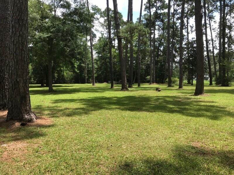 999 Country Club Drive - Photo 1