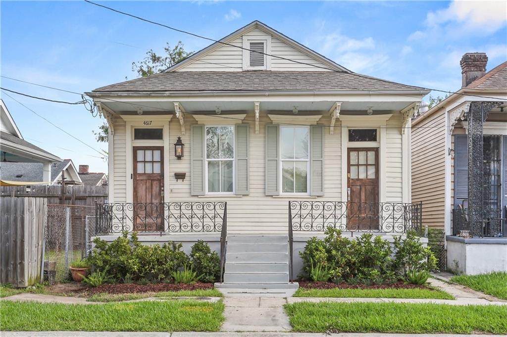 4617 Saratoga Street - Photo 1