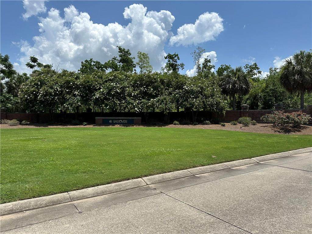 5440 Eastover Drive South - Photo 1