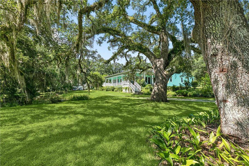 https://bt-photos.global.ssl.fastly.net/neworleans/orig_boomver_1_2566339-2.jpg