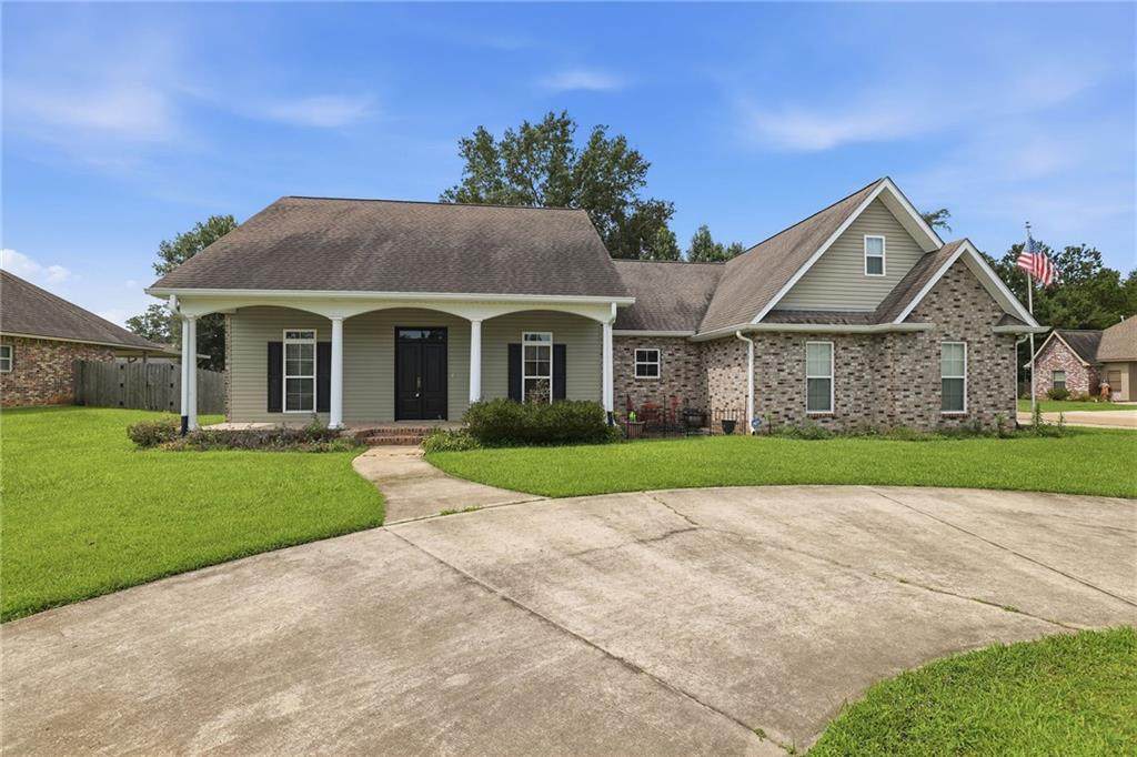 197 Marionbelle Drive - Photo 1