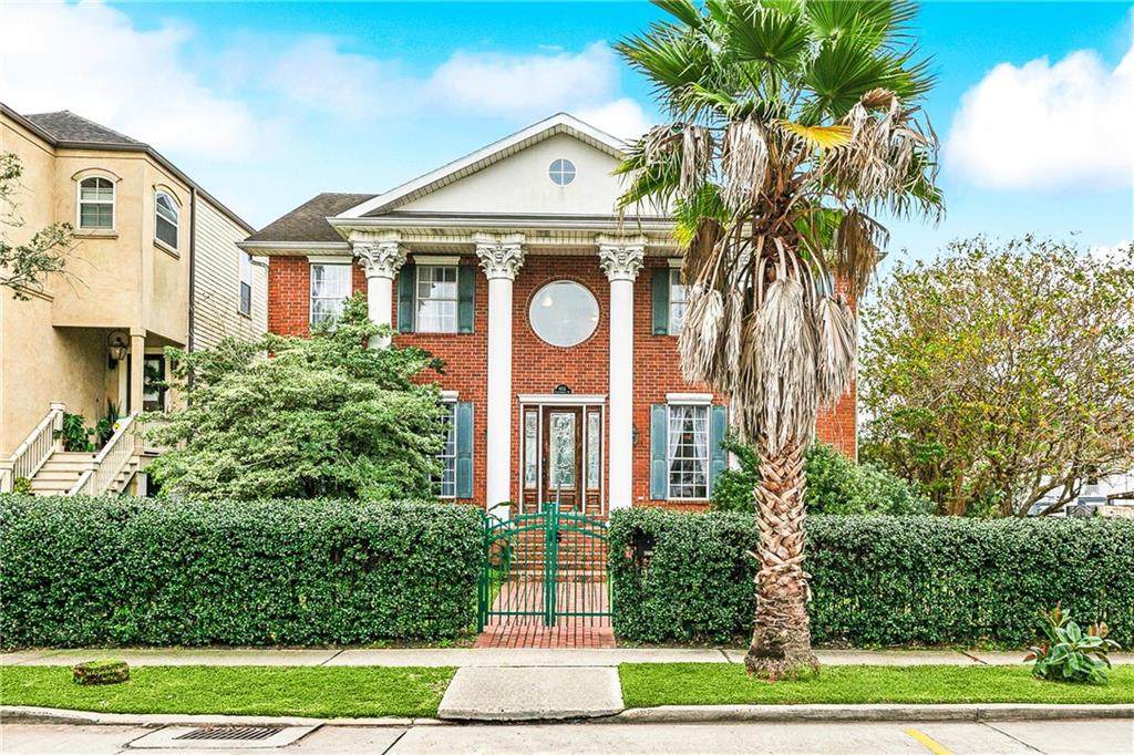4232 Fontainebleau Drive - Photo 1