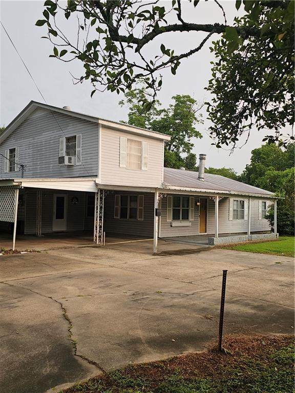 423 Charles Street - Photo 1