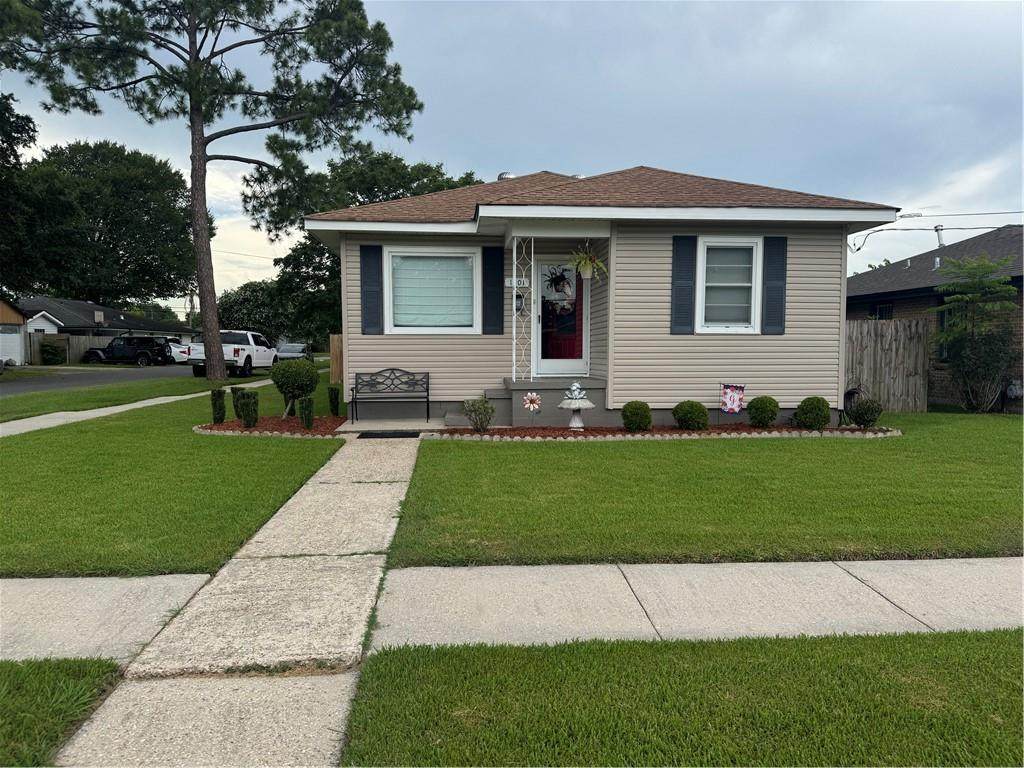 1301 Hudson Street - Photo 1