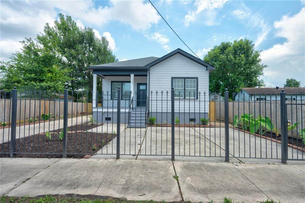 3207 Monroe Street - Photo 1