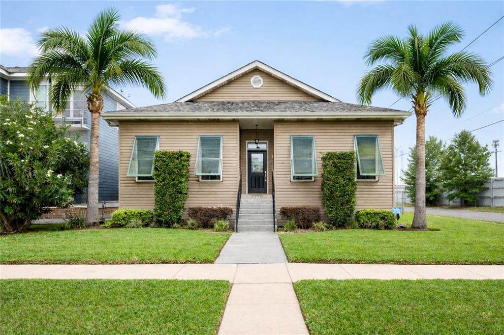 5805 Argonne Boulevard - Photo 1