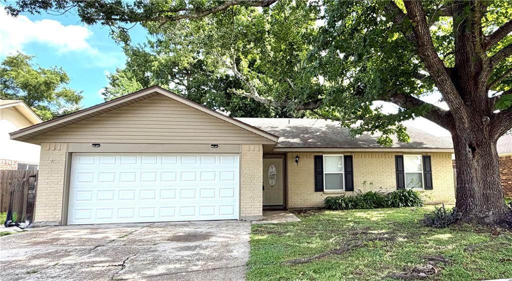 2748 Chenier Street - Photo 1