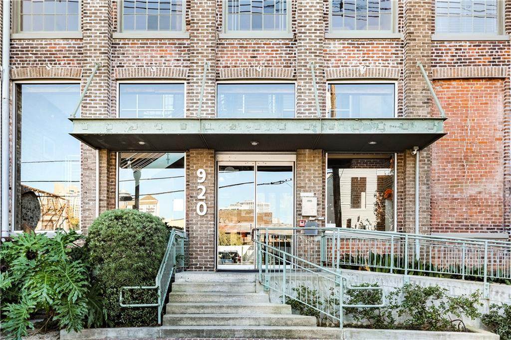 920 Poeyfarre Street - Photo 1