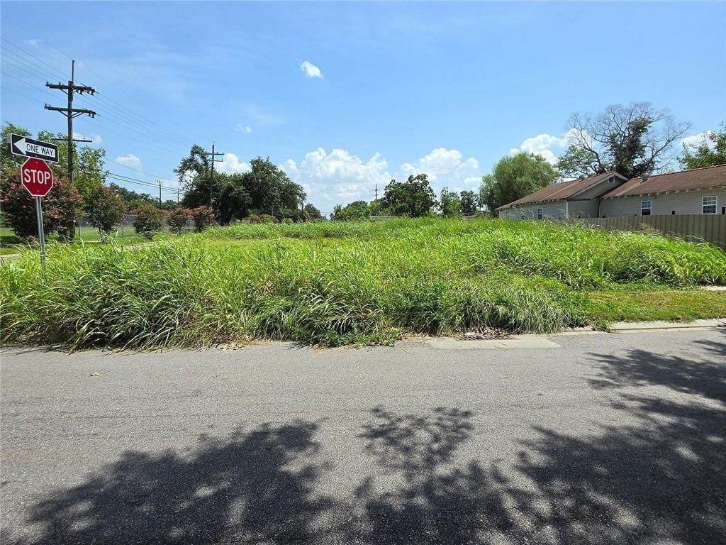 1342 Forstall Street - Photo 1