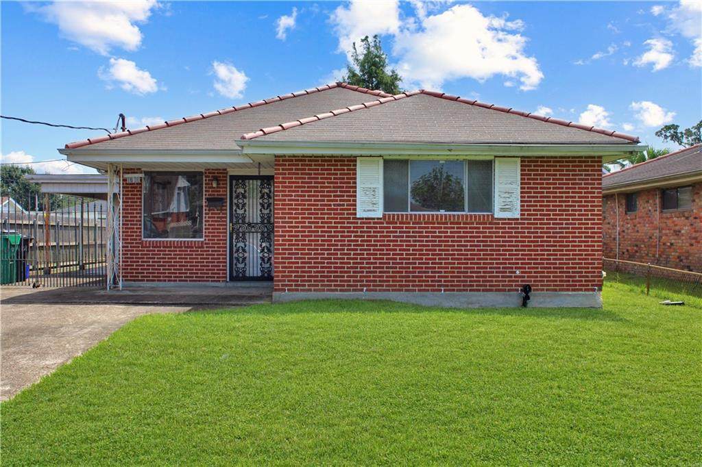 1701 Kent Avenue - Photo 1