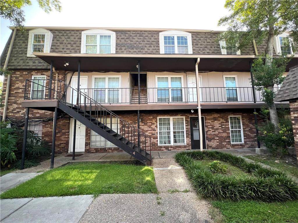6320 Riverside Drive - Photo 1