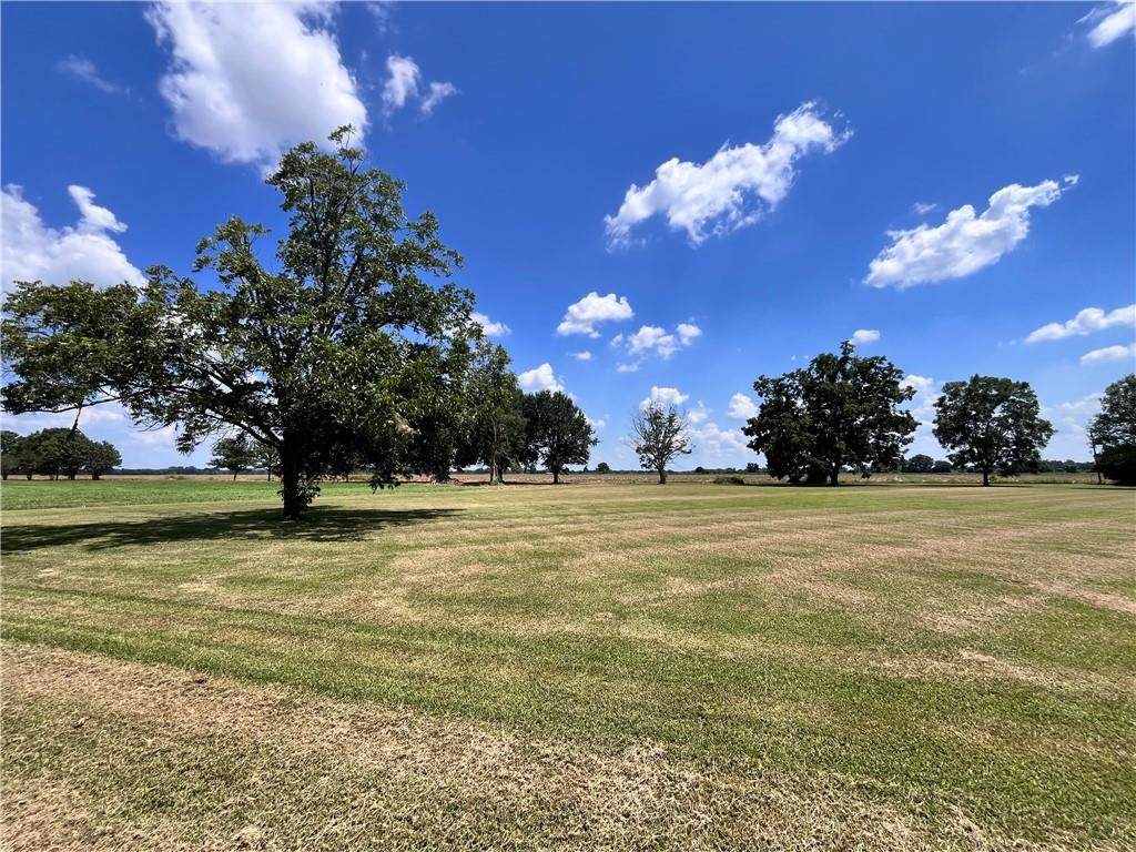  451 Highway - Photo 1