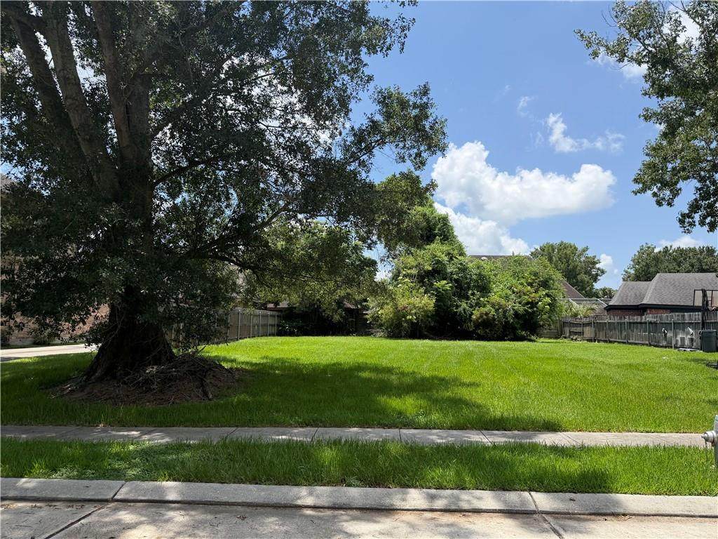 3521 White Oak Avenue - Photo 1