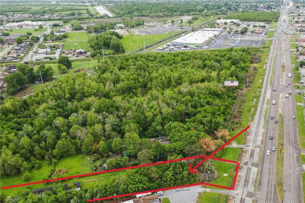 2509 Belle Chasse Highway - Photo 1