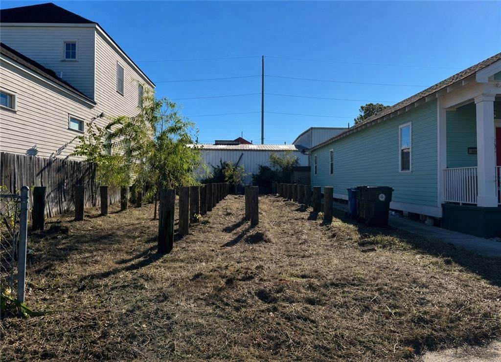 530 Telemachus Street - Photo 1