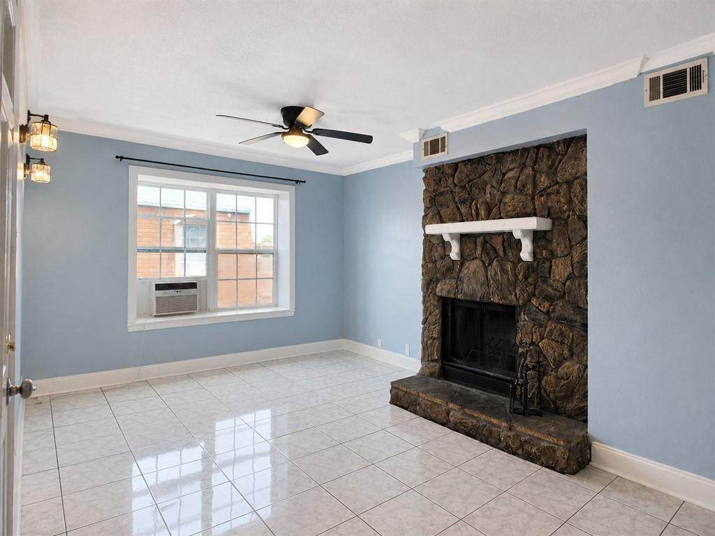 6220 Riverside Drive - Photo 1
