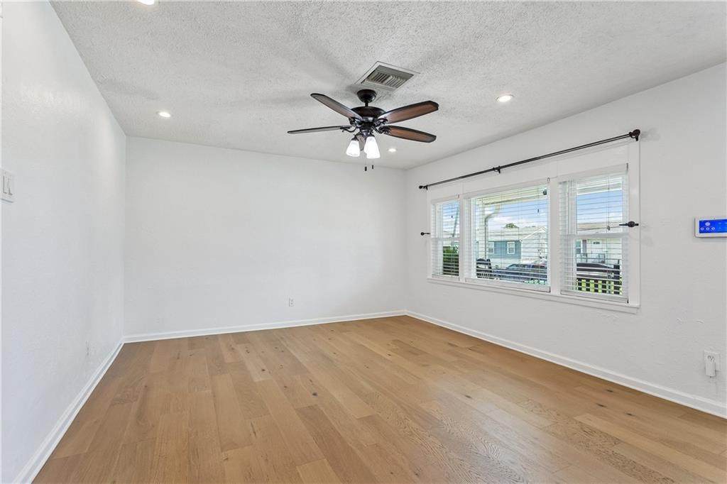 https://bt-photos.global.ssl.fastly.net/neworleans/orig_boomver_1_2571218-2.jpg