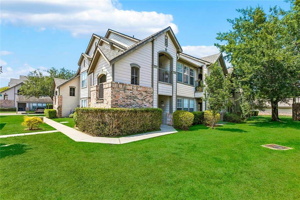 350 Emerald Forest Boulevard - Photo 1