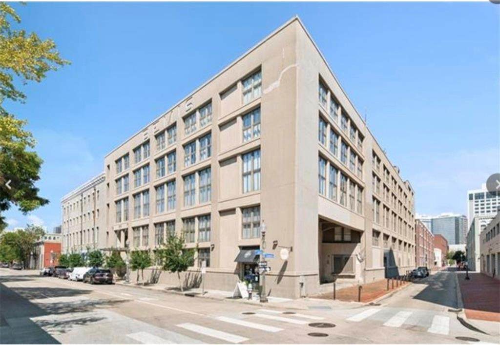 333 Julia Street - Photo 1