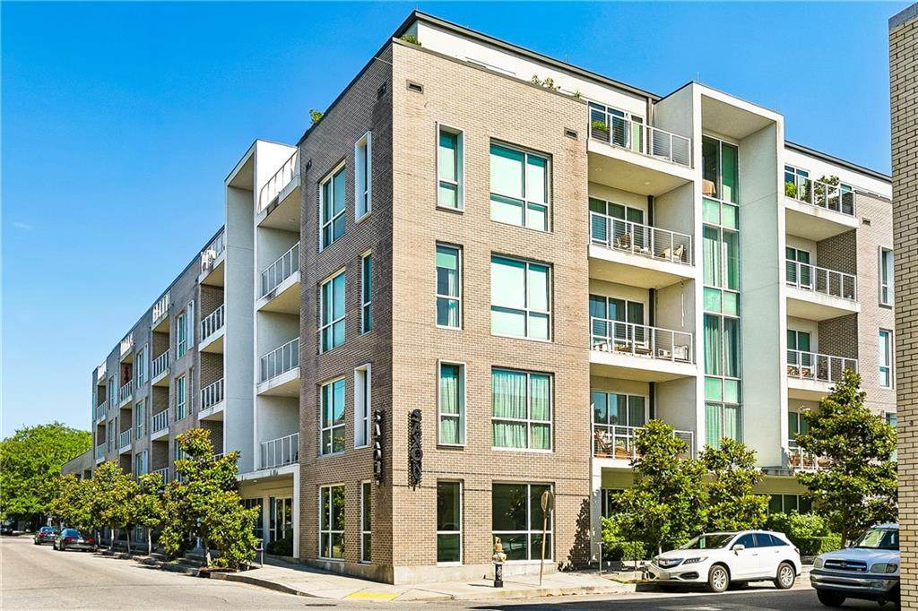 900 Bartholomew Street - Photo 1