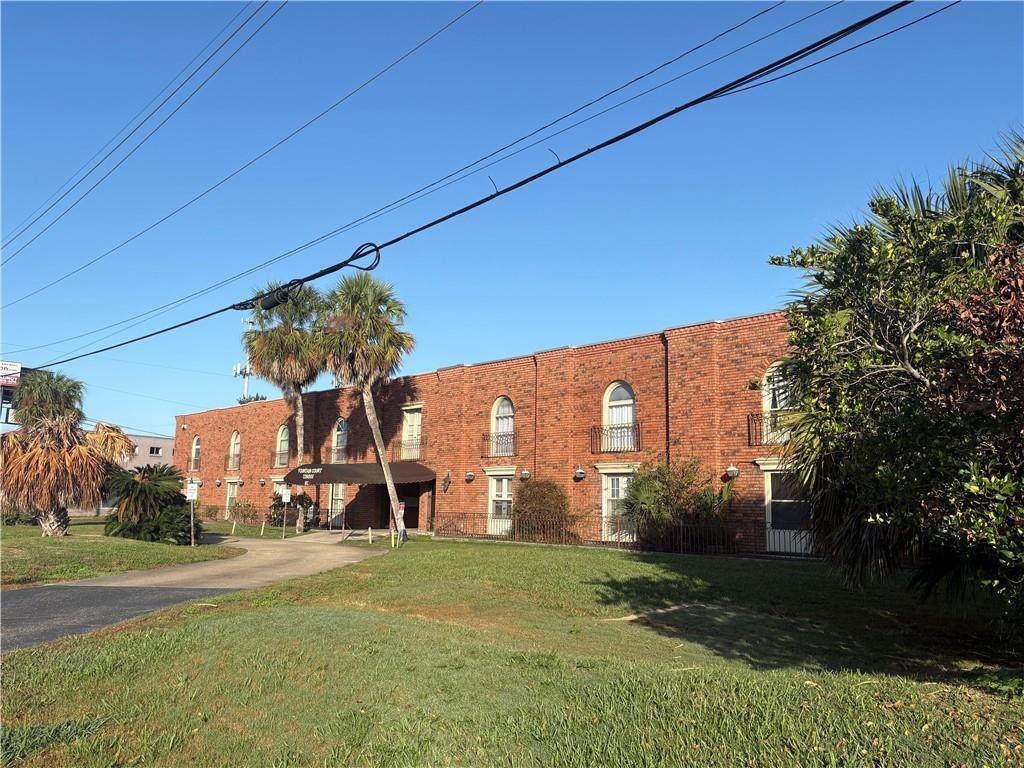 6901 Veterans Boulevard - Photo 1