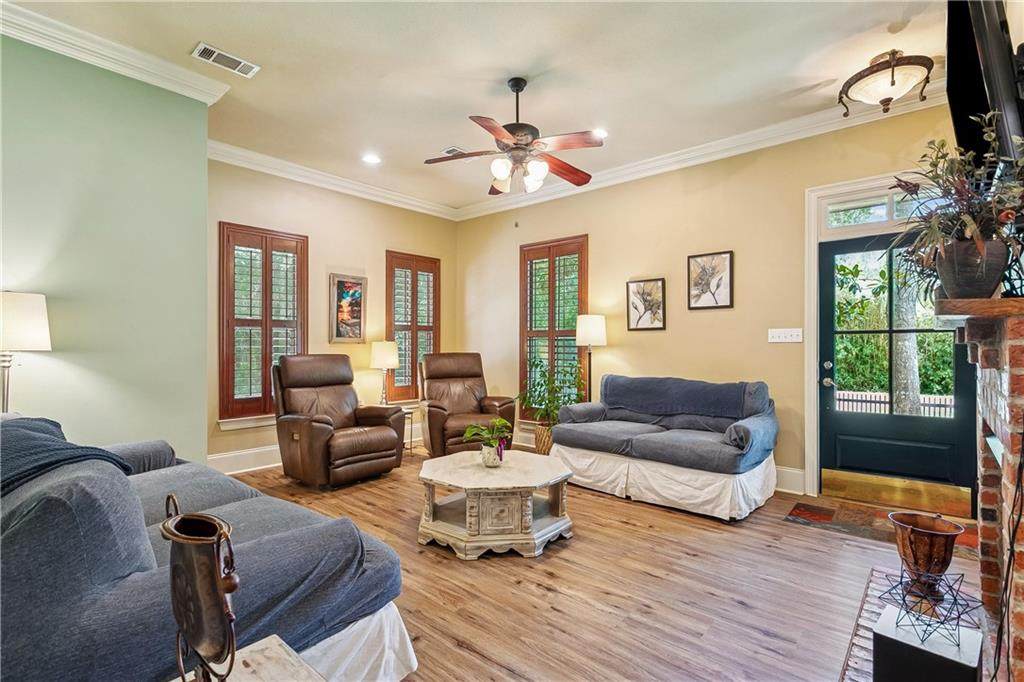 https://bt-photos.global.ssl.fastly.net/neworleans/orig_boomver_1_2576048-2.jpg