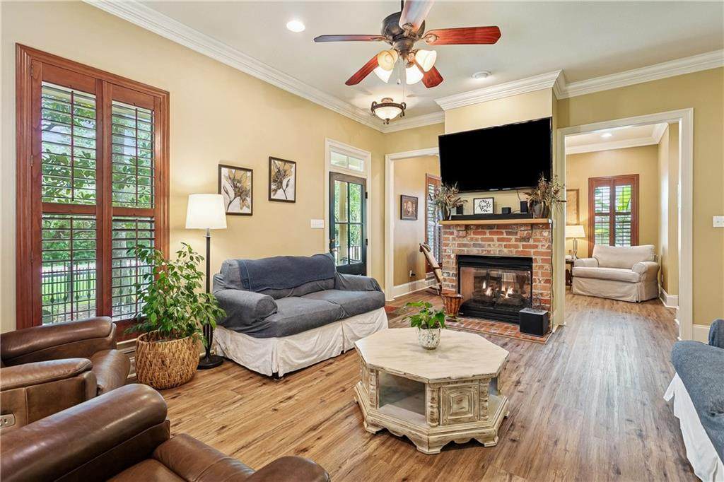 https://bt-photos.global.ssl.fastly.net/neworleans/orig_boomver_1_2576048-2.jpg