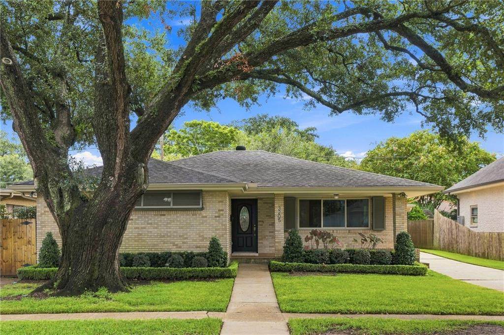 3205 Labarre Road - Photo 1