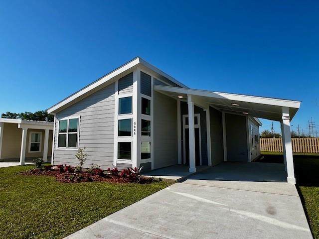 1028 Pin Oak Drive - Photo 1