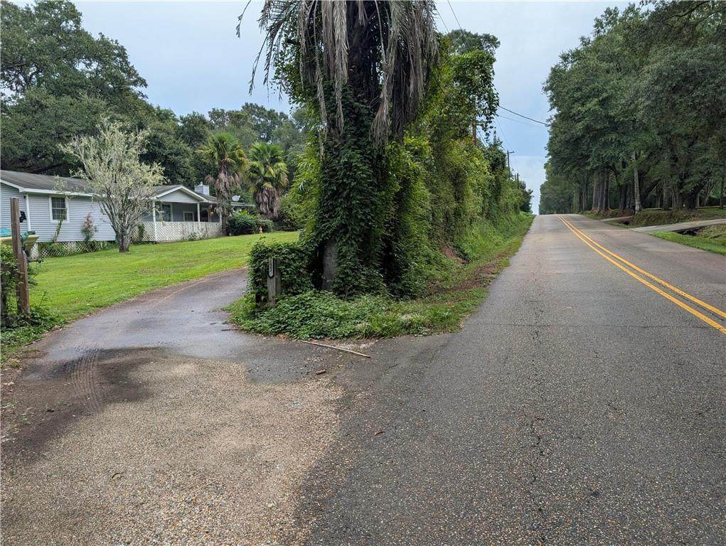 https://bt-photos.global.ssl.fastly.net/neworleans/orig_boomver_1_2576663-2.jpg
