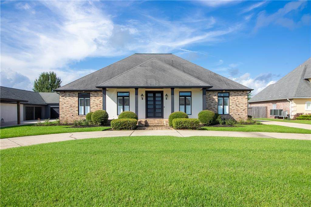 129 Oak Ridge Drive - Photo 1