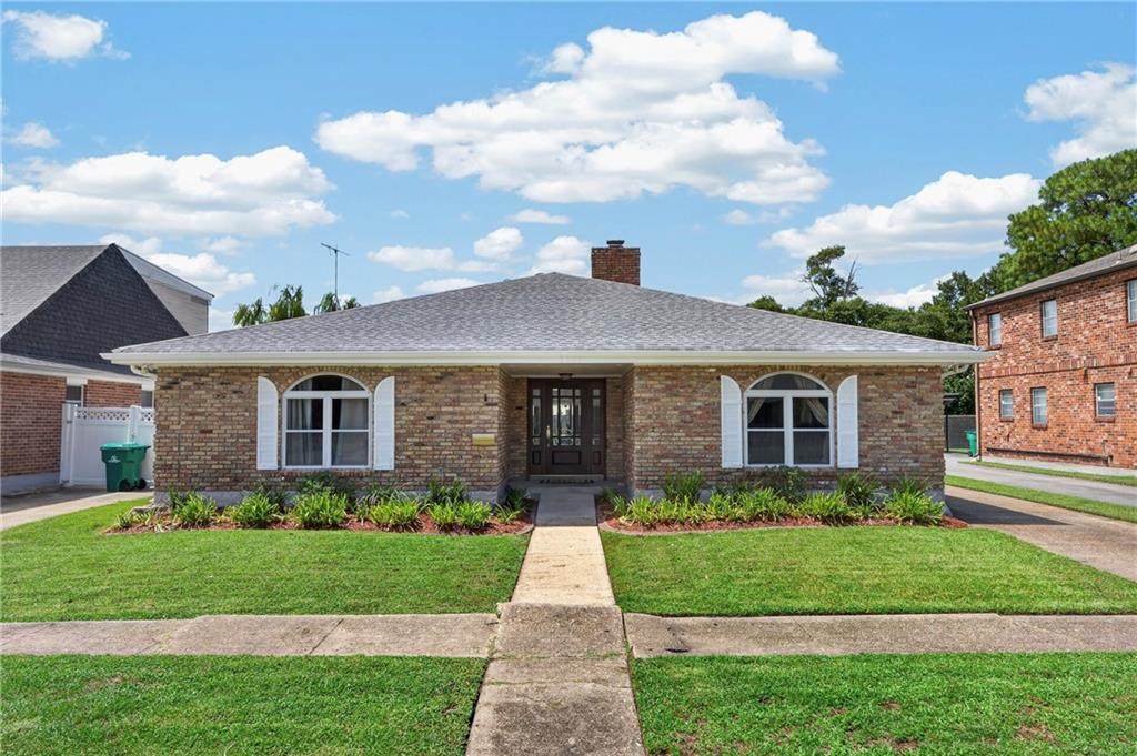 3912 Turnbull Drive - Photo 1