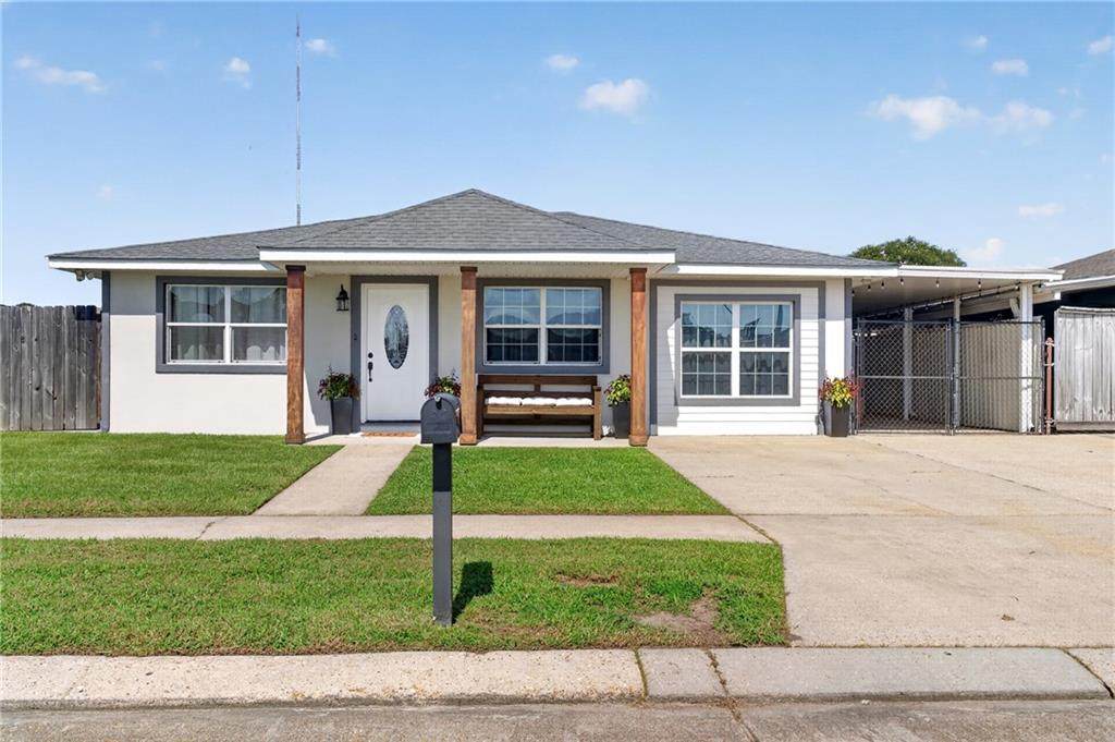 3512 Decomine Drive - Photo 1
