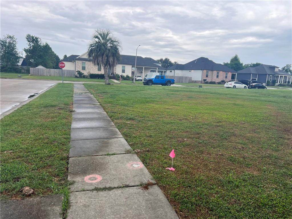 https://bt-photos.global.ssl.fastly.net/neworleans/orig_boomver_1_2579170-2.jpg