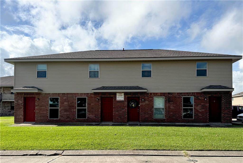 901 Michael Court - Photo 1