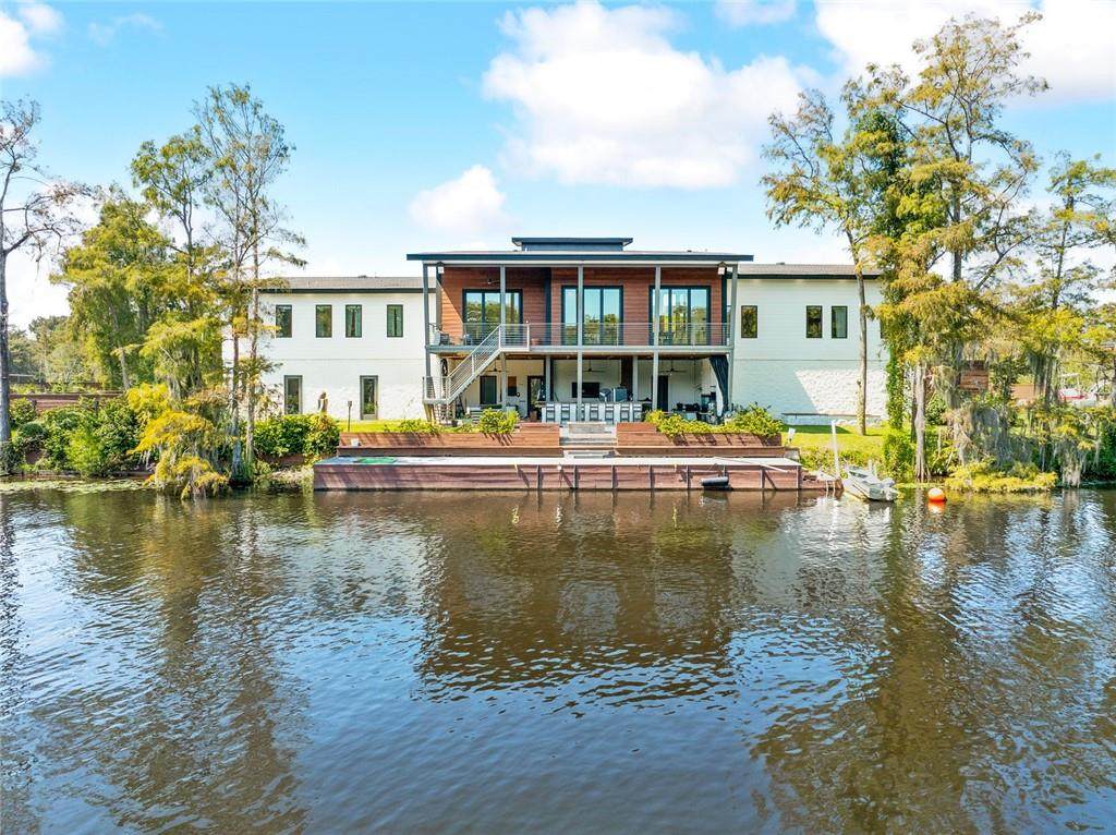 984 Marina Boulevard - Photo 1