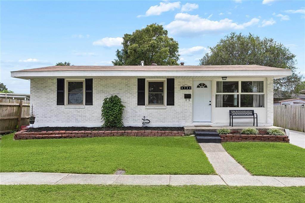 6208 Cummins Street - Photo 1