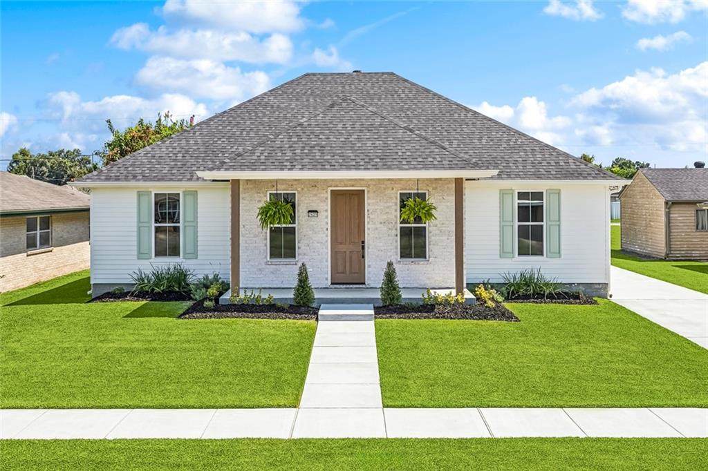 2421 Garden Street - Photo 1