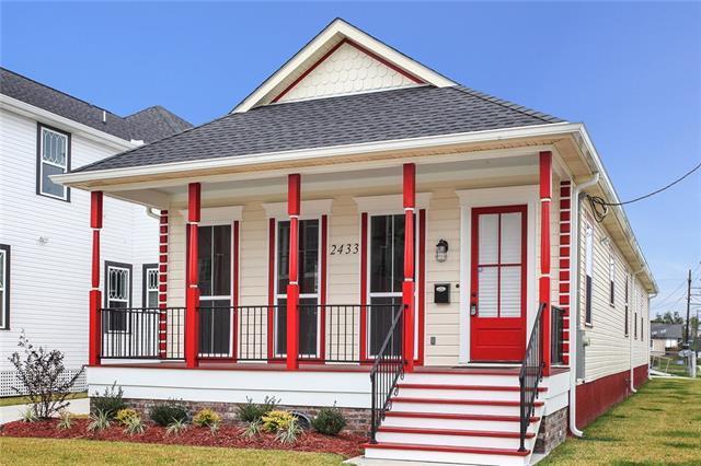 2433 Johnson Street - Photo 1