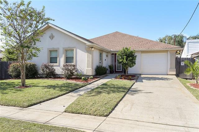 1923 Salcedo Street - Photo 1
