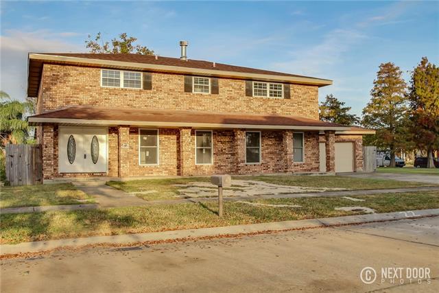 22 Queens Court - Photo 1