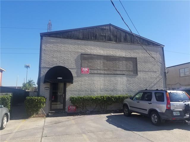 1501 Hickory Avenue - Photo 1