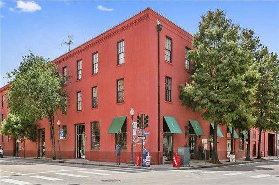 330 Julia Street - Photo 1