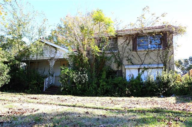 2219 Paris Road - Photo 1