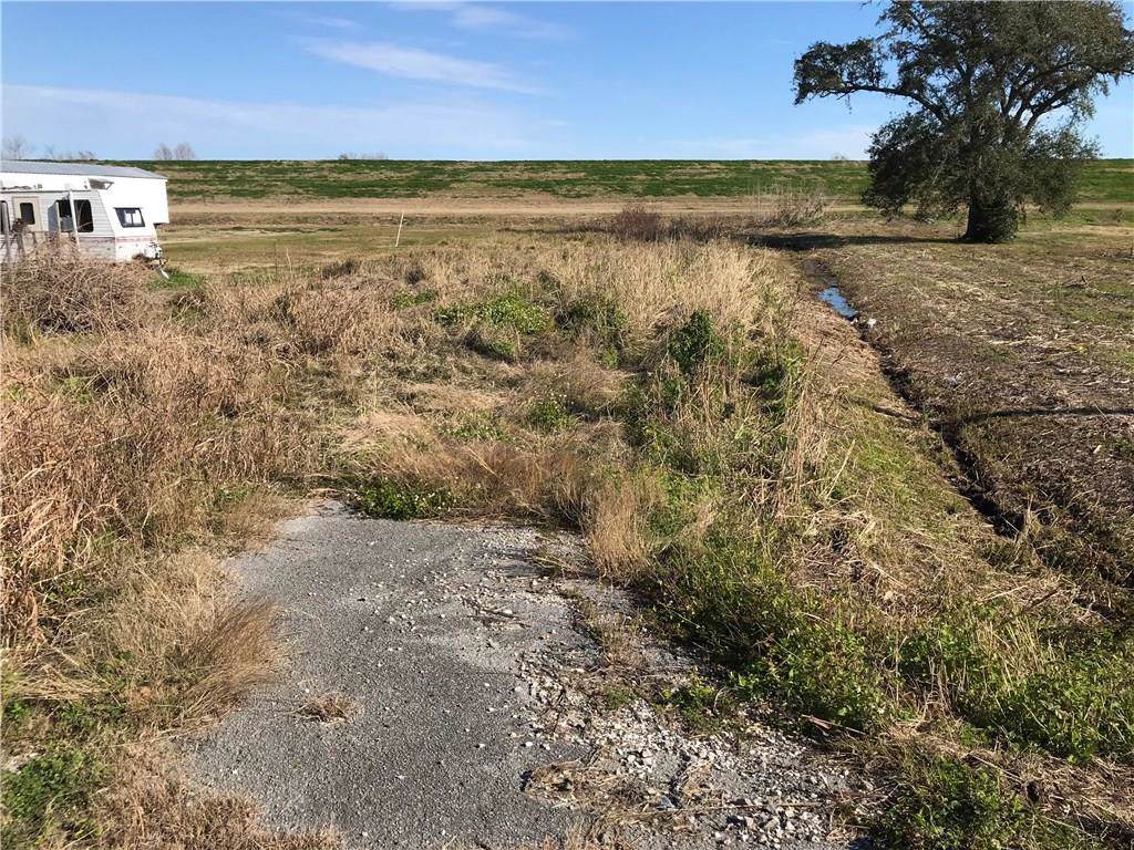 34783 Hwy 11 - Photo 1