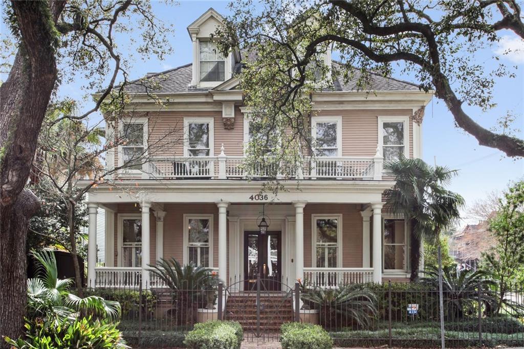 4036 St Charles Avenue - Photo 1